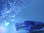 Ethernet kablovska: Baker protiv vlakna - koji je bolji izbor?